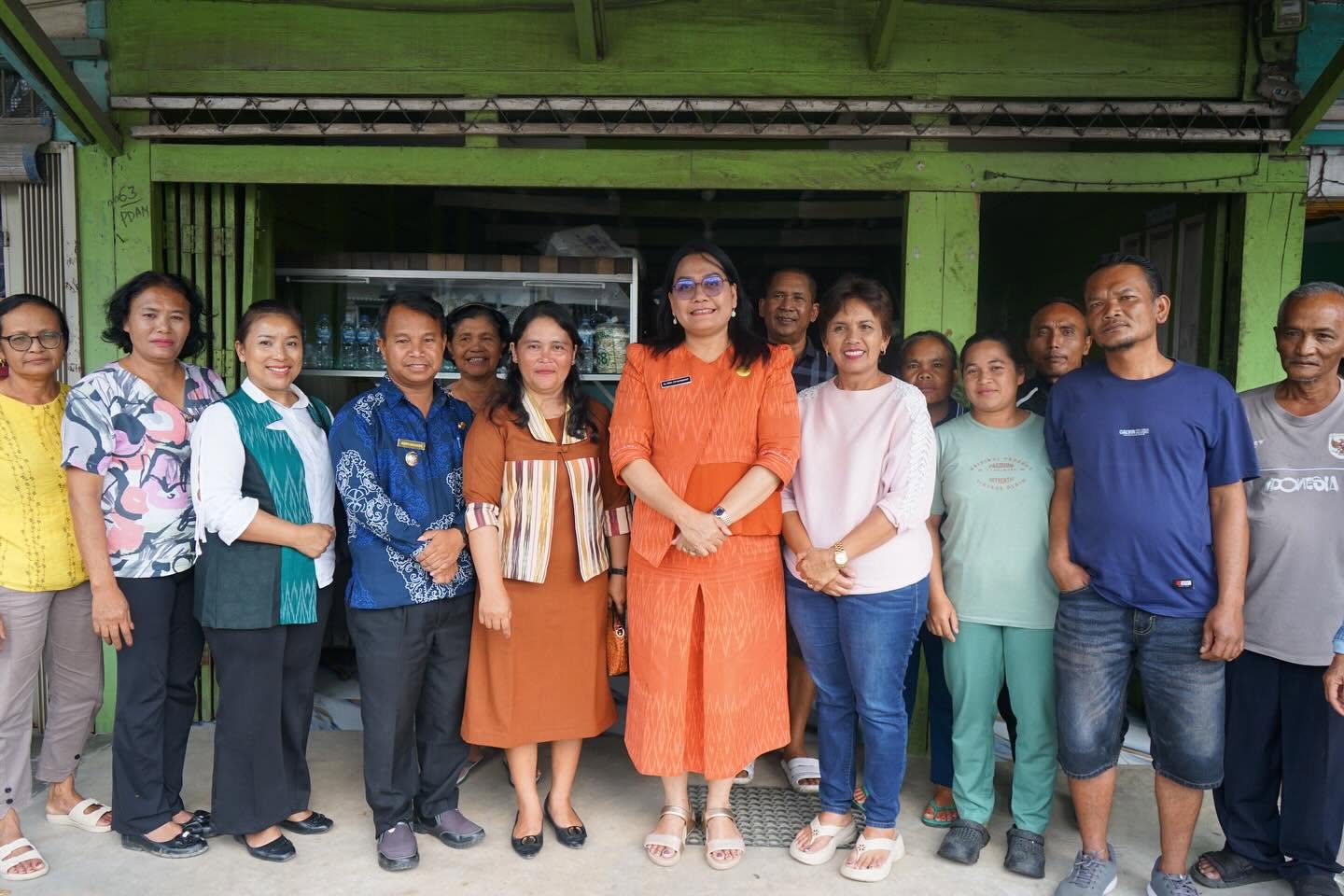 Dekranasda Taput Dorong Penguatan UMKM Olahan Nanas di Sipahutar