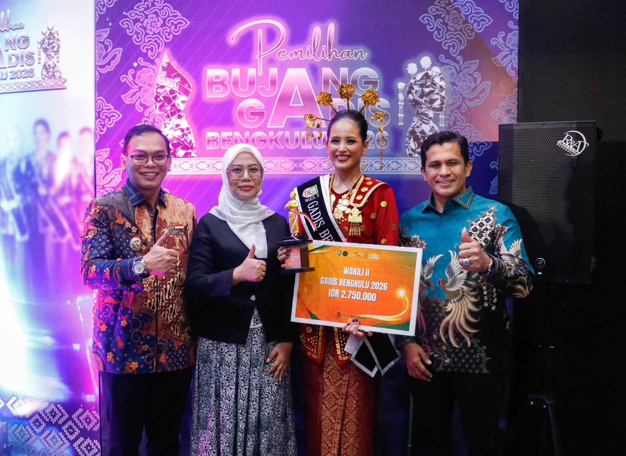 Dukung Langsung Dewika Wulandari, Bupati Teddy Saksikan Putri Seluma Raih Wakil II Gadis Bengkulu 2026