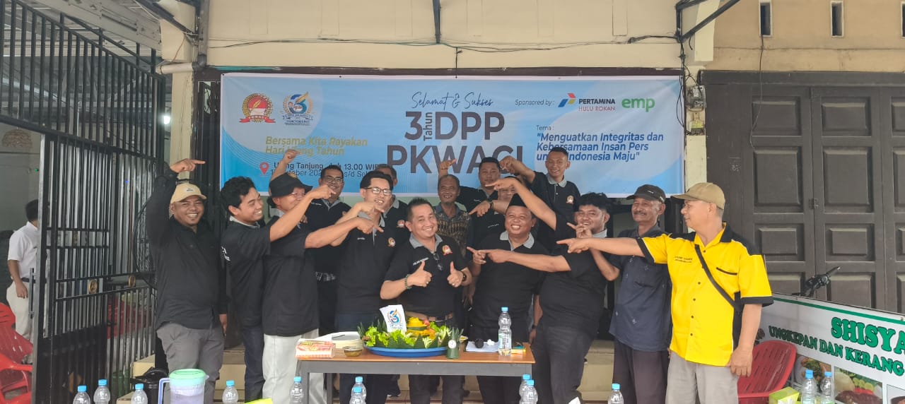 Rayakan Hari Jadi ke Tiga Tahun, DPP PKWACI Santuni Anak Puluhan Anak Yatim