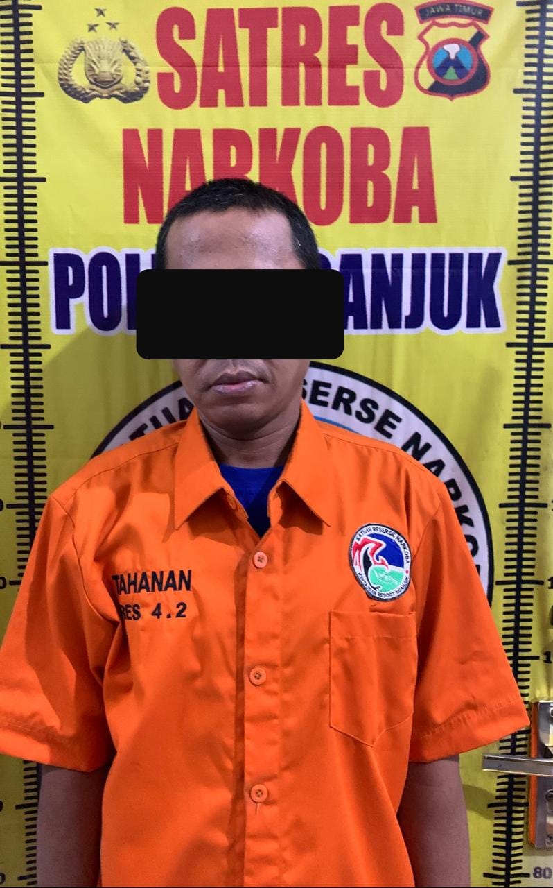 Edarkan "Paket Hemat" Sabu, Terduga Pengedar Ditangkap Polres Nganjuk: Dinilai Lebih Berbahaya karena Menjangkau Lebih Banyak Pemakai