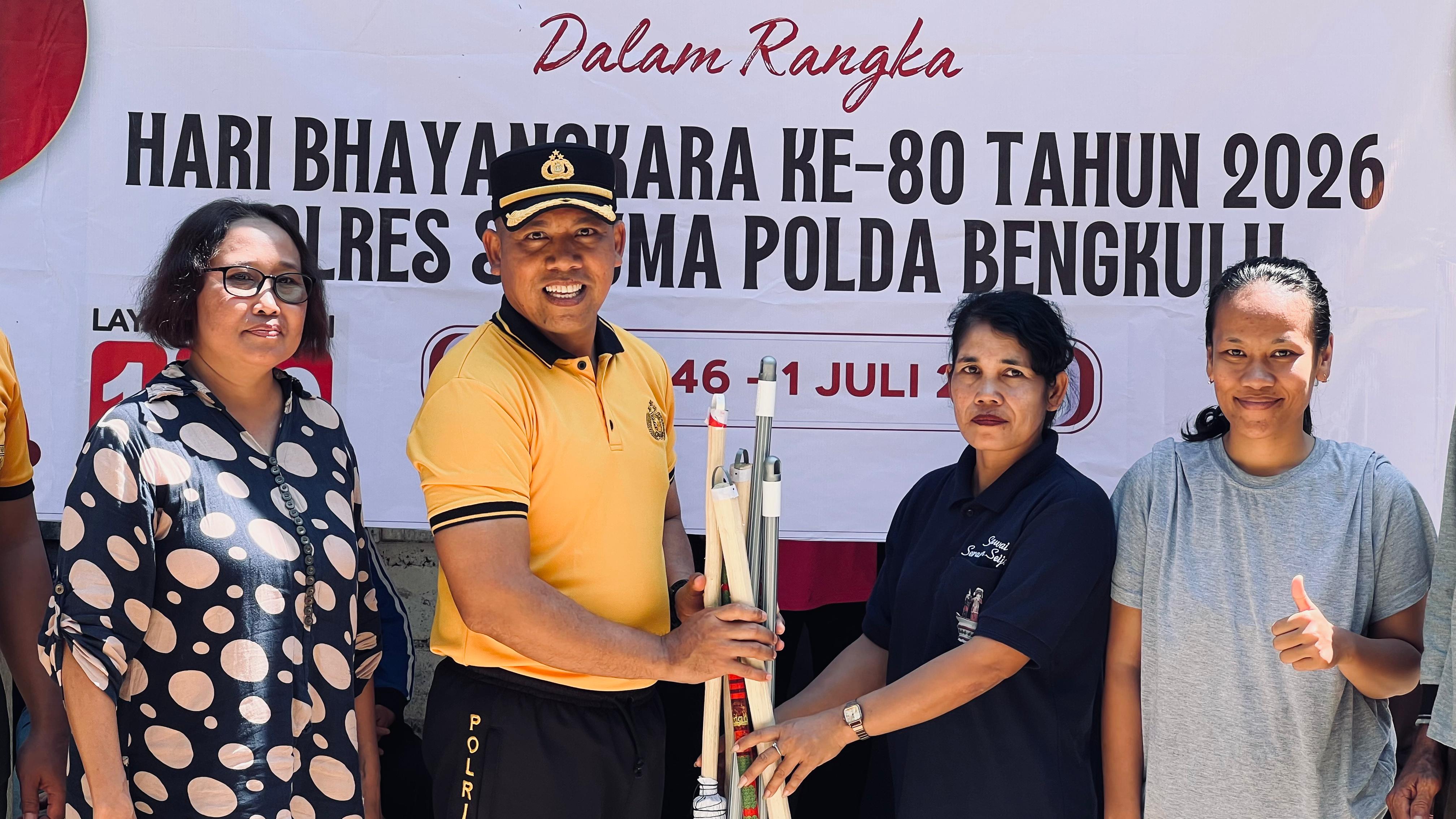 HUT Bhayangkara 80, Polres Seluma Laksanakan Bakti Religius di Wilayah Hukum Seluma